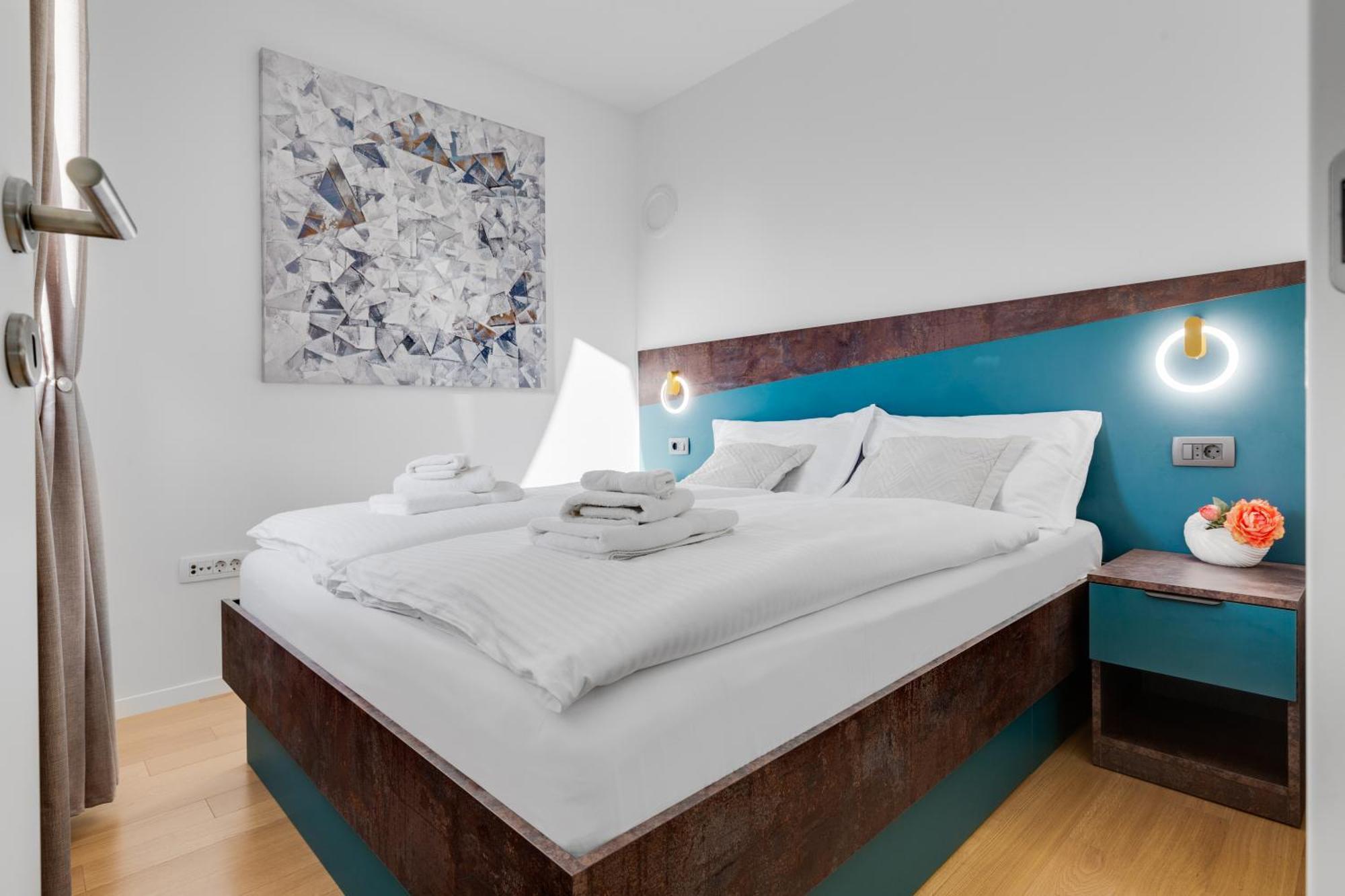 Tres Fenestras Zadar - Private Parking Apartment Екстериор снимка